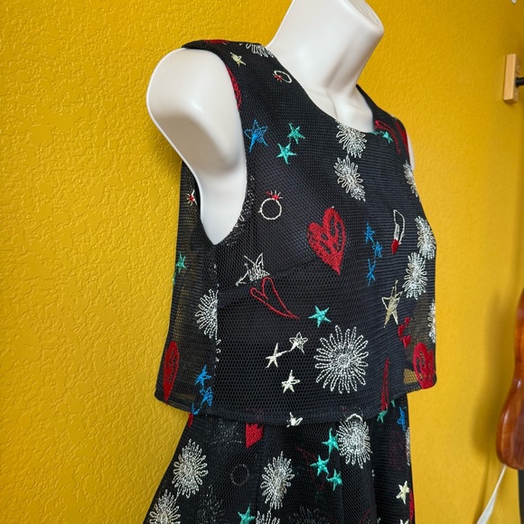 Maje Rachel Black Mesh Embroidered Print Heart Star Lipstick Dress - Picture 4 of 8